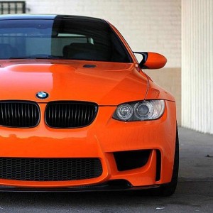 CARRO BMW LARANJA